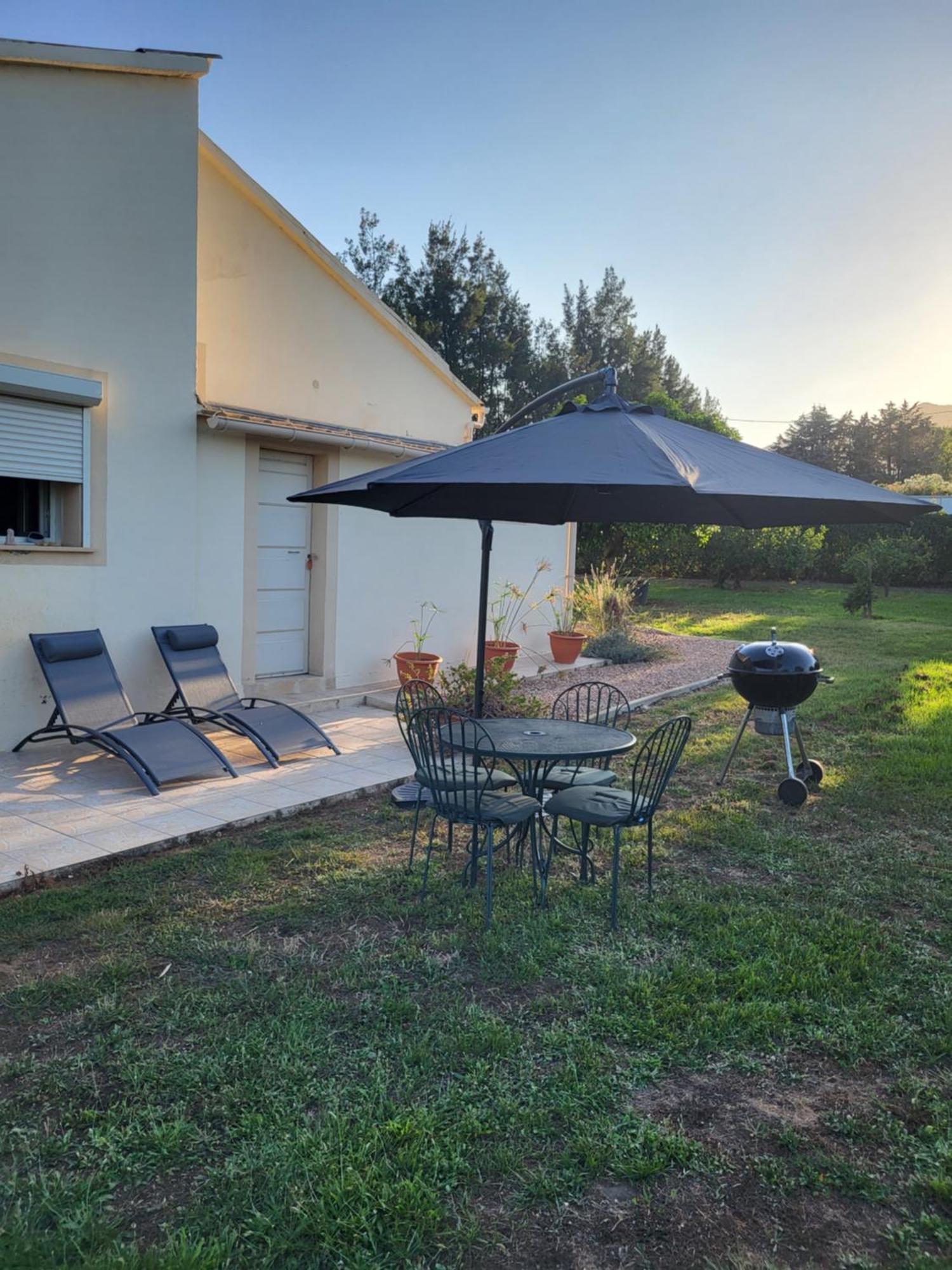 Maison Jumelee Cloturee Apartment *
